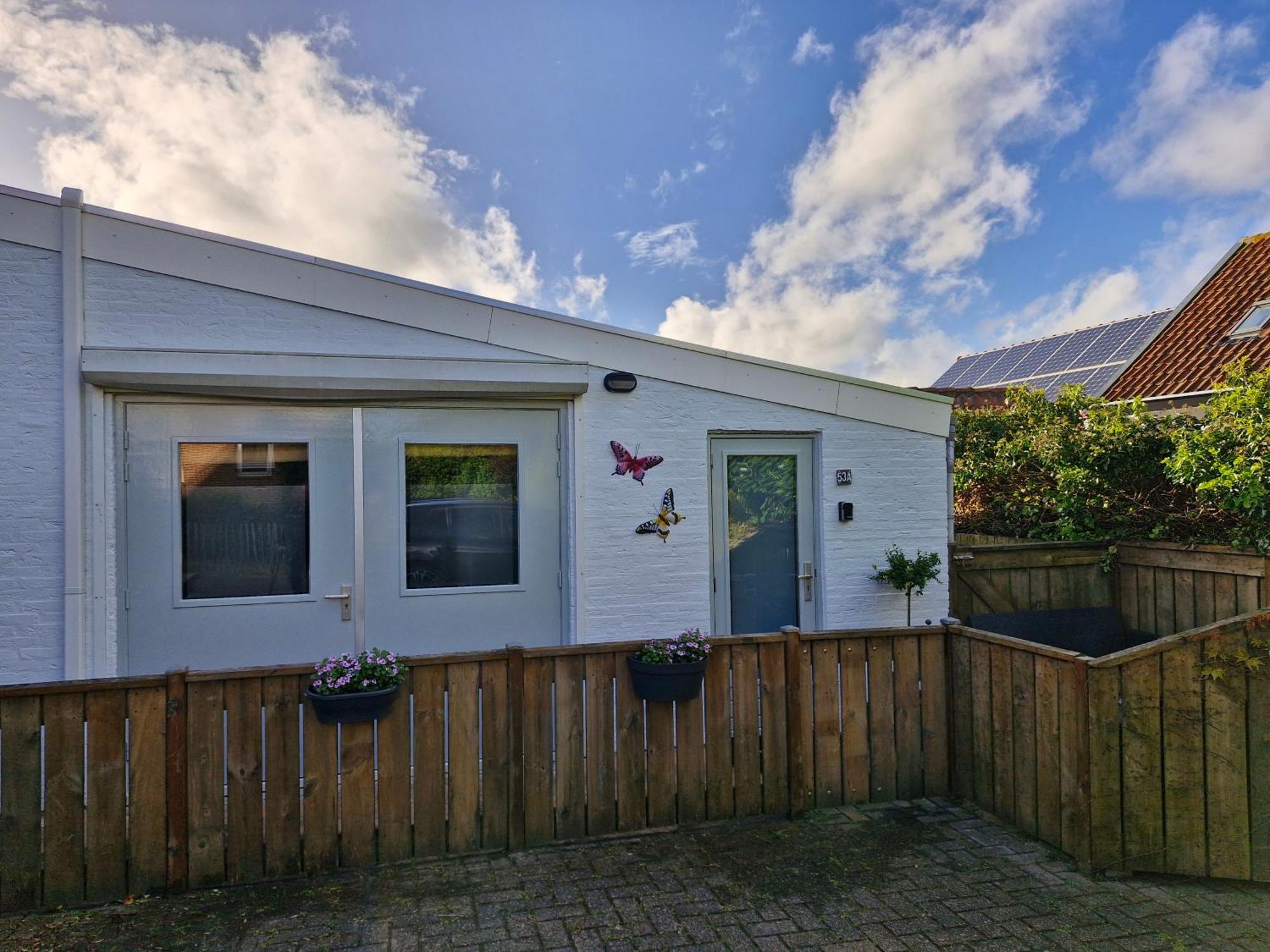 Dorpsdijk 53A Daire Vrouwenpolder Dış mekan fotoğraf